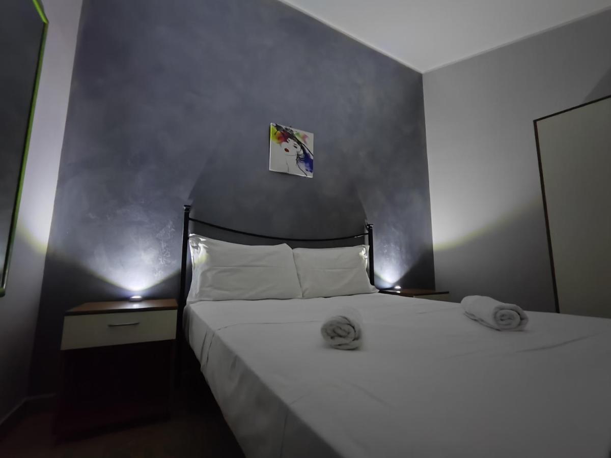 Sicily Travel Apartment'S 4 Giardini-Naxos Extérieur photo