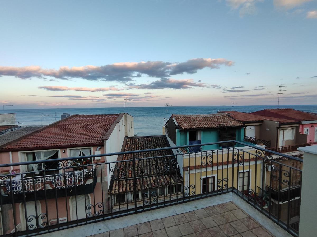 Sicily Travel Apartment'S 4 Giardini-Naxos Extérieur photo