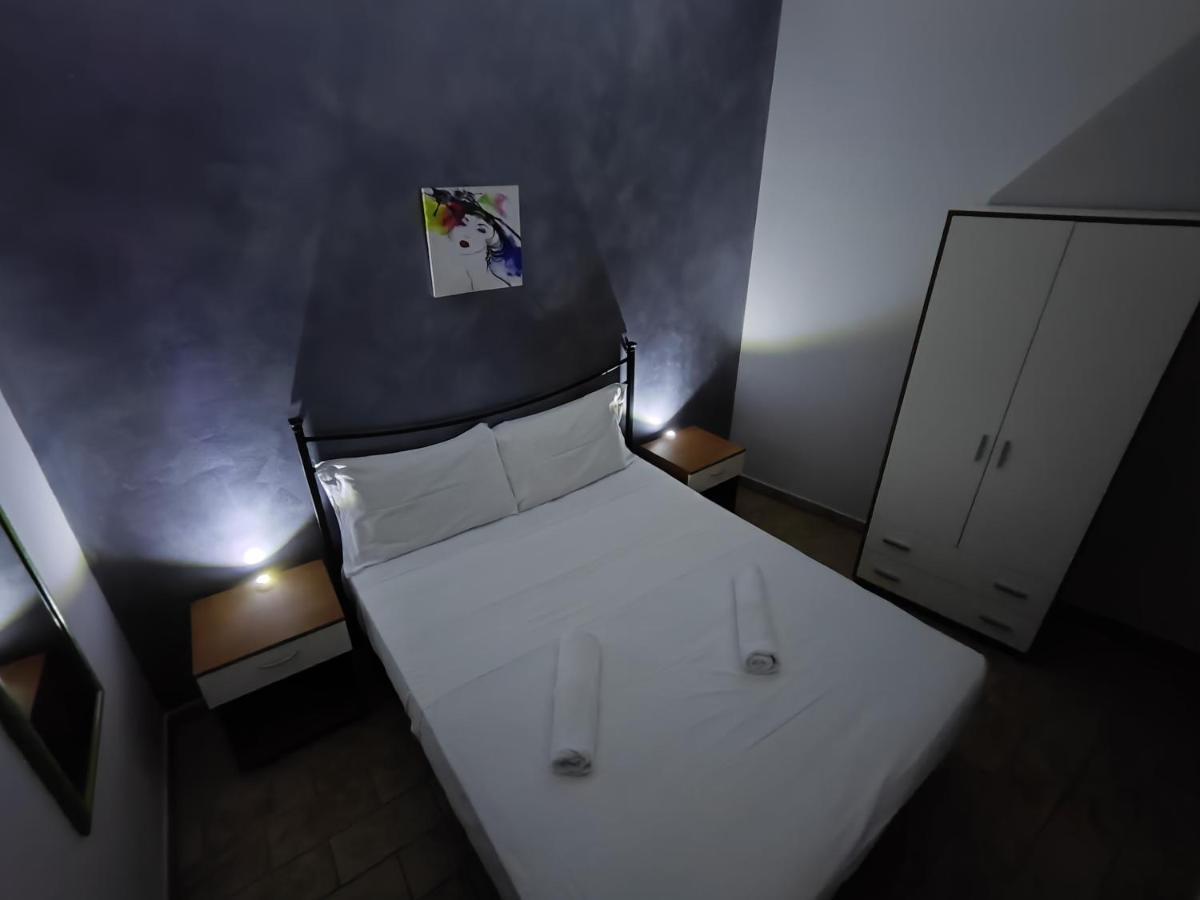 Sicily Travel Apartment'S 4 Giardini-Naxos Extérieur photo